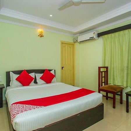 Oyo 25121 Bns Lodge Bengaluru Zewnętrze zdjęcie