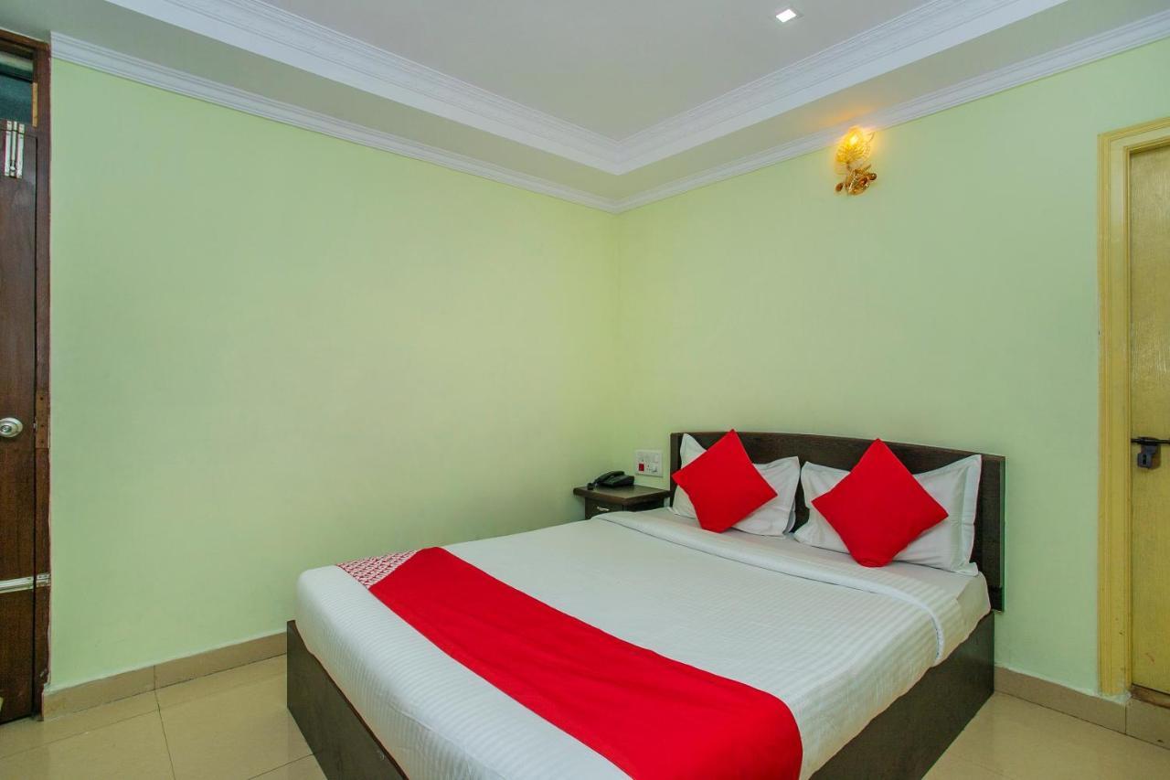 Oyo 25121 Bns Lodge Bengaluru Zewnętrze zdjęcie