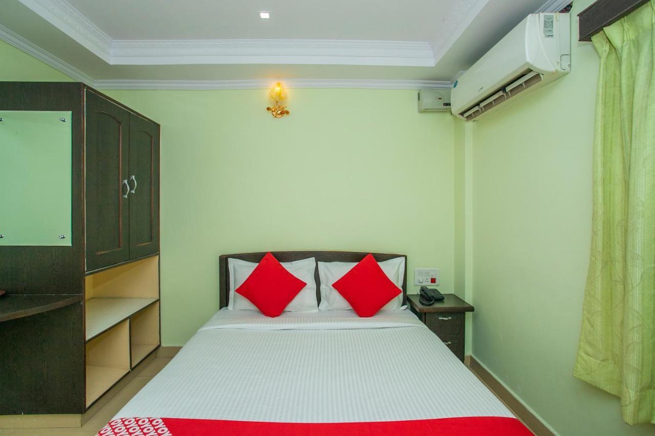 Oyo 25121 Bns Lodge Bengaluru Zewnętrze zdjęcie