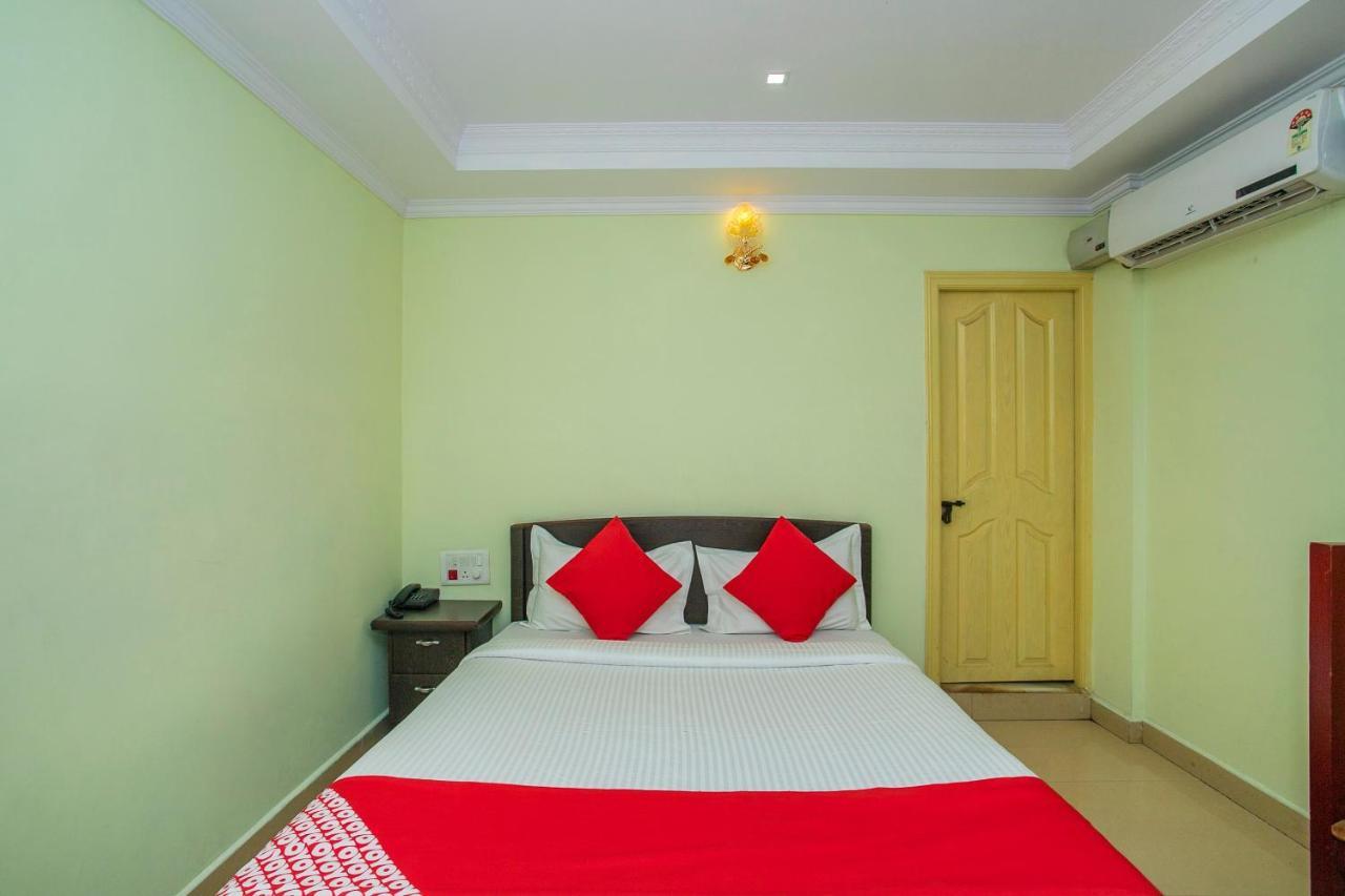 Oyo 25121 Bns Lodge Bengaluru Zewnętrze zdjęcie