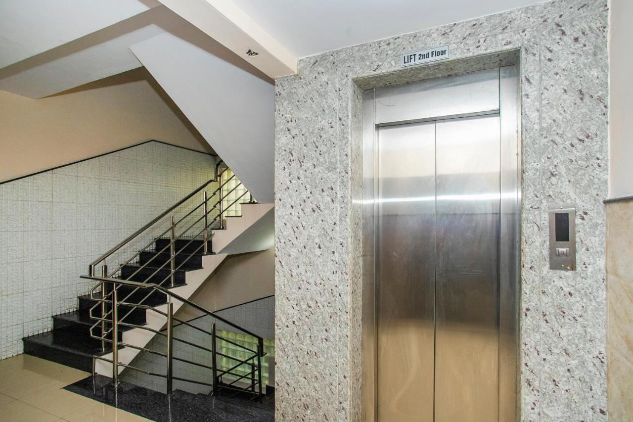 Oyo 25121 Bns Lodge Bengaluru Zewnętrze zdjęcie