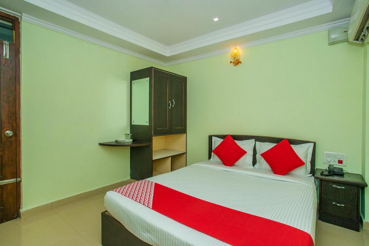 Oyo 25121 Bns Lodge Bengaluru Zewnętrze zdjęcie